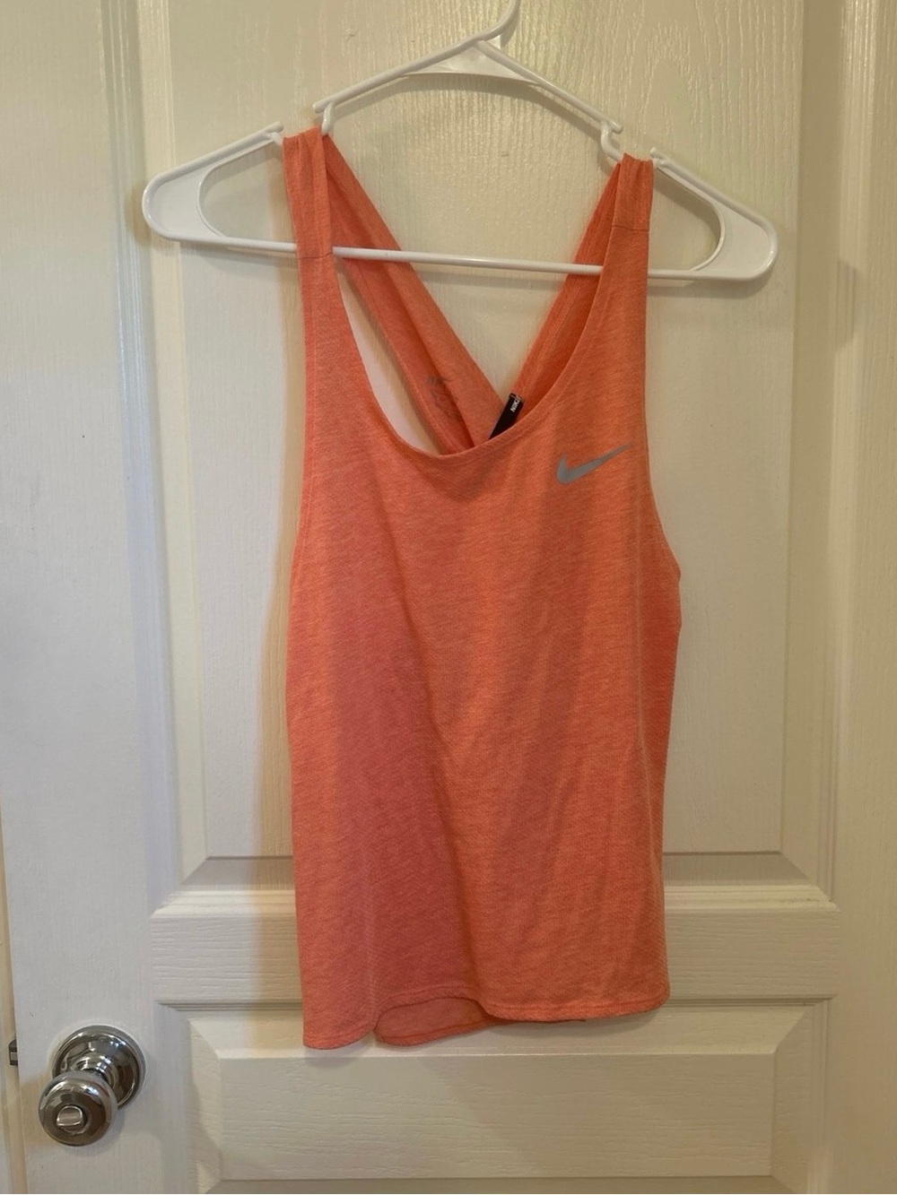 Nike Women's Coral Cross-Back Tank Top